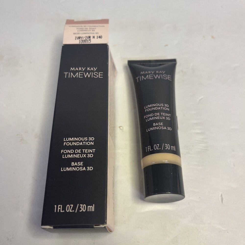 Mary Kay Timewise Luminous 3D Foundation IVORY N 140 - 100015 Normal To Dry Skin
